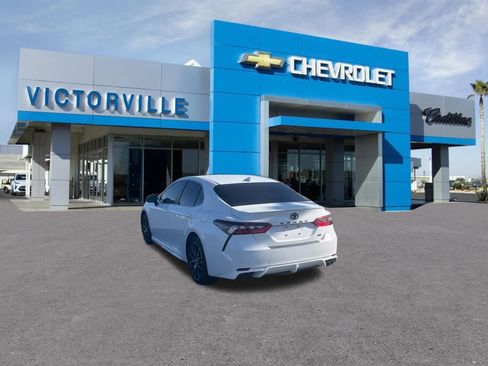 Used 2023 Toyota Camry SE image 8