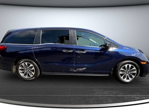 Used 2022 Honda Odyssey EX-L image 4