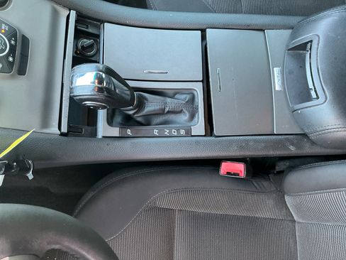 Used 2016 Ford Taurus SEL image 15