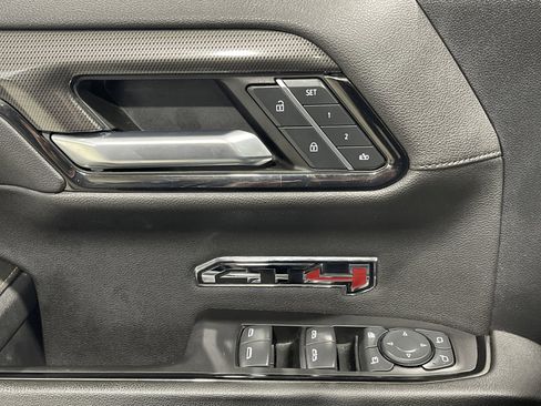 Used 2023 GMC Sierra 1500 AT4 w/ Technology Package image 34