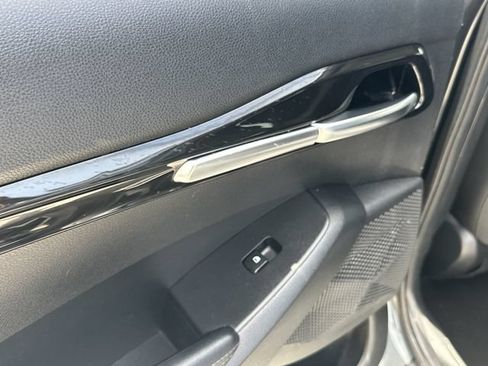 Used 2024 Kia Seltos EX FWD image 12