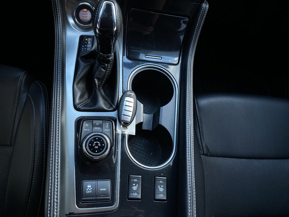 Used 2021 Nissan Maxima 3.5 SV w/ Floor Mat Group FWD image 15