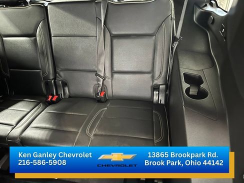 Used 2021 Chevrolet Tahoe Premier w/ Premium Package AWD/4WD image 18