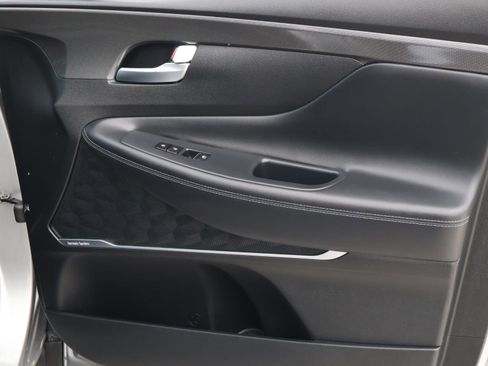 Used 2022 Hyundai Santa Fe Limited image 17