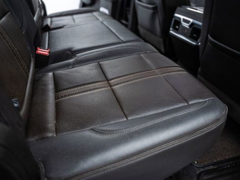 Used 2024 Chevrolet Silverado 1500 High Country w/ Technology Package image 31