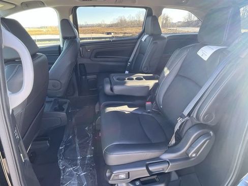 Used 2023 Honda Odyssey EX-L image 30