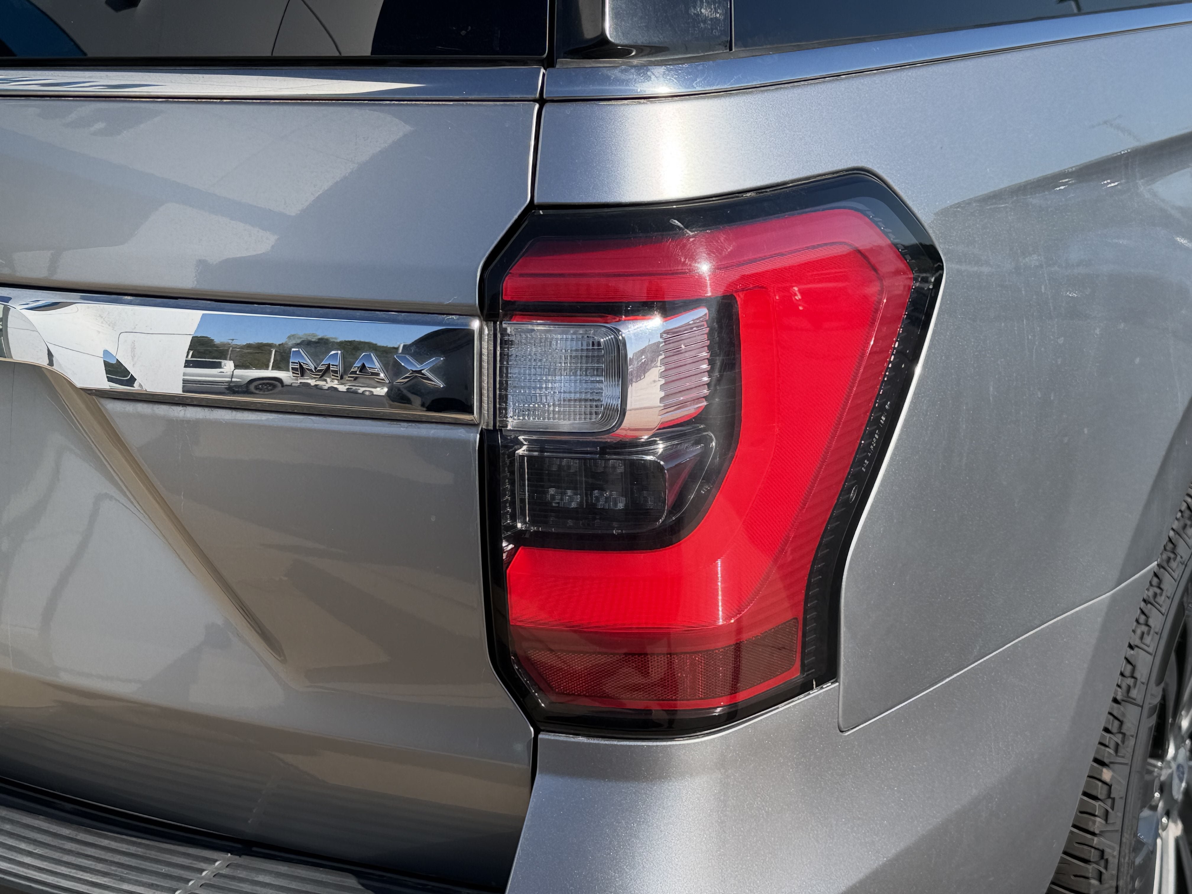 Used 2021 Ford Expedition Max Limited AWD/4WD image 5