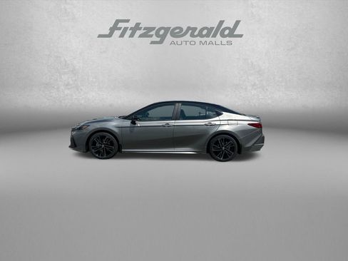 Used 2026 Toyota Camry XSE FWD image 4