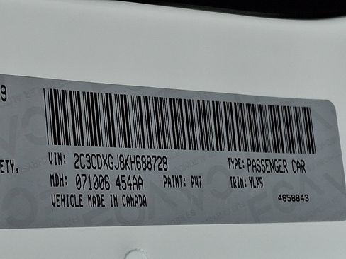 Used 2019 Dodge Charger Scat Pack w/ Daytona Edition Group image 27