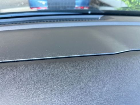 Used 2025 Nissan Sentra SV image 18