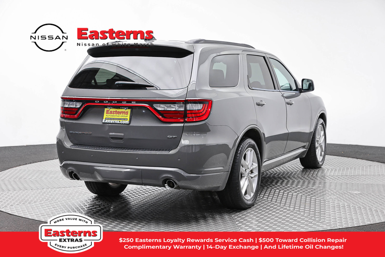 Used 2024 Dodge Durango GT RWD image 5
