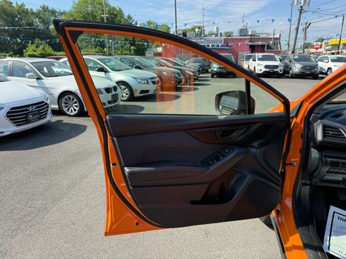 Used 2018 Subaru Crosstrek 2.0i Premium AWD/4WD image 16