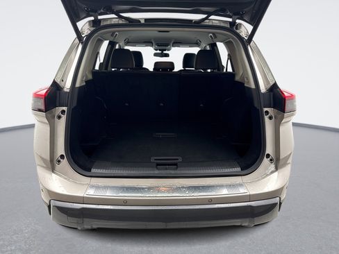 Used 2024 Nissan Rogue SL image 22