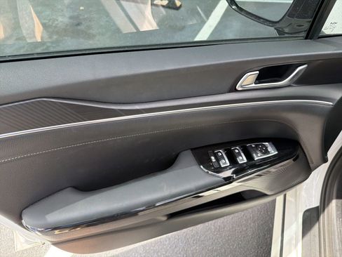 Used 2025 Kia K5 GT-Line image 18