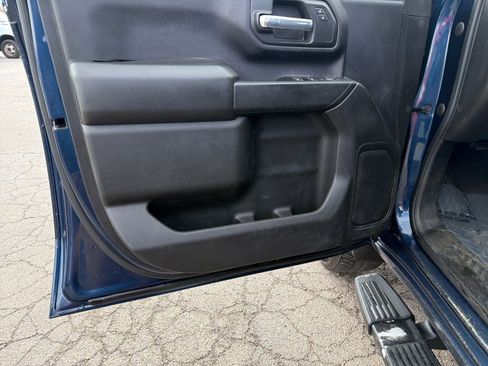 Used 2022 Chevrolet Silverado 2500 Custom image 12