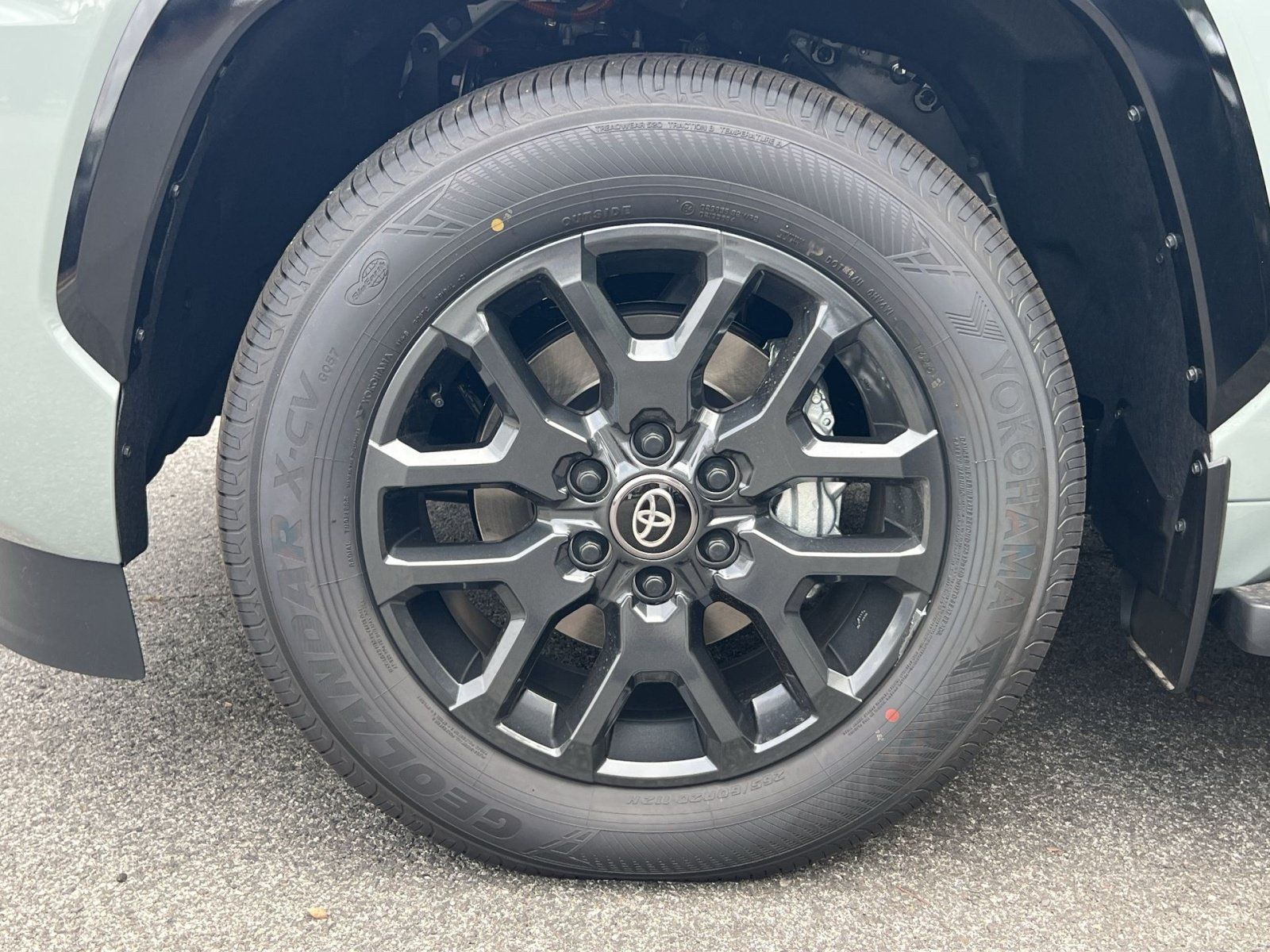 New 2026 Toyota Sequoia Platinum AWD/4WD image 5