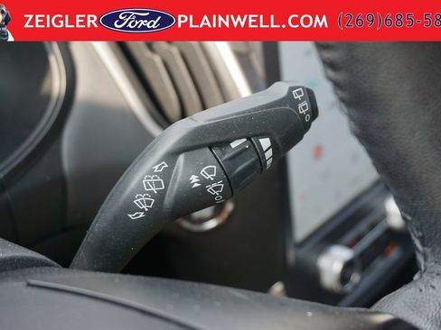 Used 2023 Ford Edge SEL AWD/4WD image 25