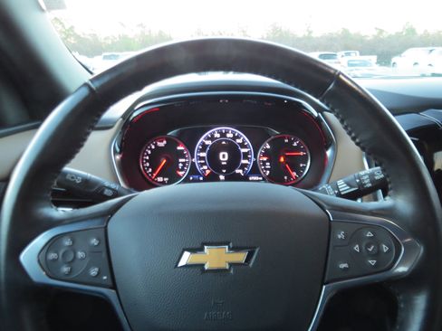 Certified 2022 Chevrolet Traverse Premier w/ LPO, Floor Liner Package image 21