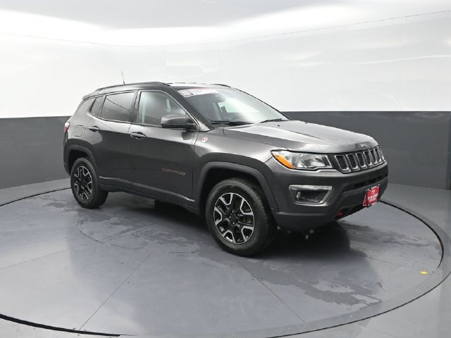 Used 2019 Jeep Compass Trailhawk AWD/4WD image 10