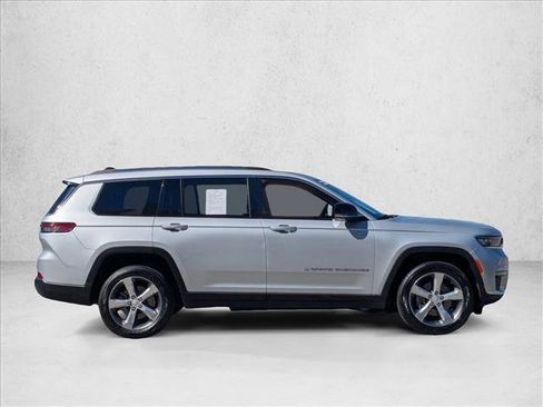 Used 2021 Jeep Grand Cherokee L Limited image 4