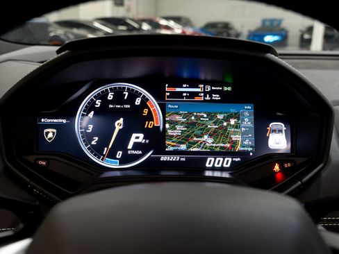 Used 2017 Lamborghini Huracan LP 580-2 image 18