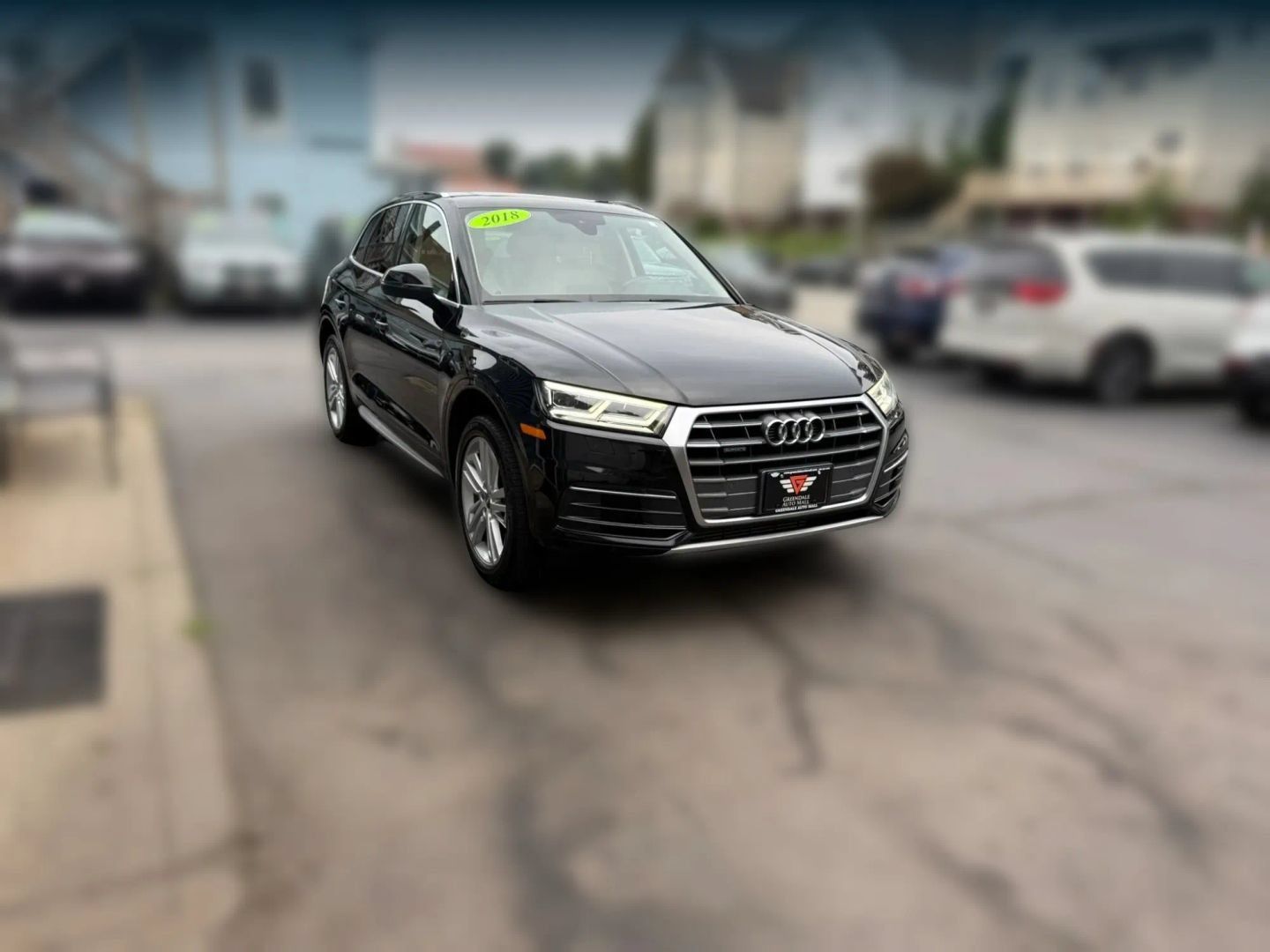Used 2018 Audi Q5 2.0T Premium Plus w/ Premium Plus Package AWD/4WD image 2