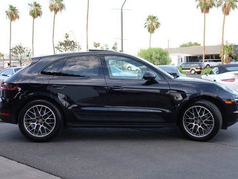 Used 2018 Porsche Macan Sport Edition AWD/4WD image 13