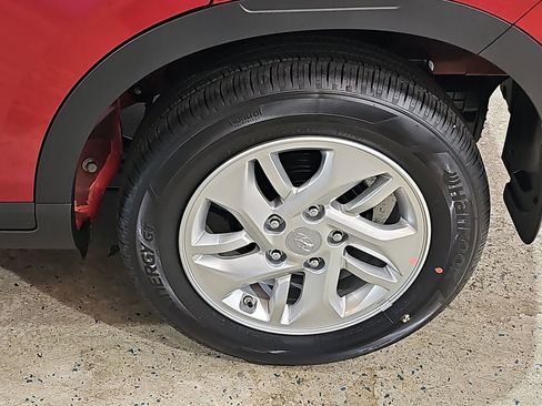 New 2026 Hyundai Venue SE image 31