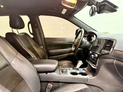 Used 2022 Jeep Grand Cherokee Laredo X image 42