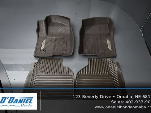 Used 2022 Chevrolet Silverado 1500 LTZ w/ LTZ Premium Package AWD/4WD image 39