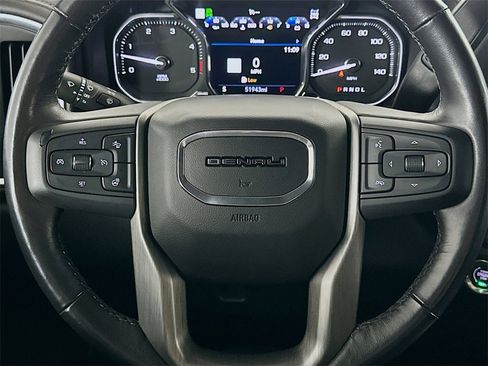 Used 2021 GMC Sierra 2500 Denali w/ Denali Ultimate Package image 10