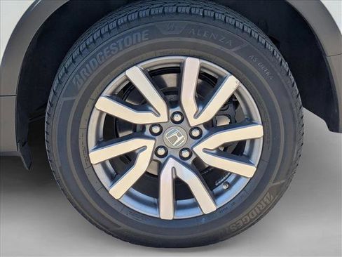 Used 2019 Honda Pilot EX image 9