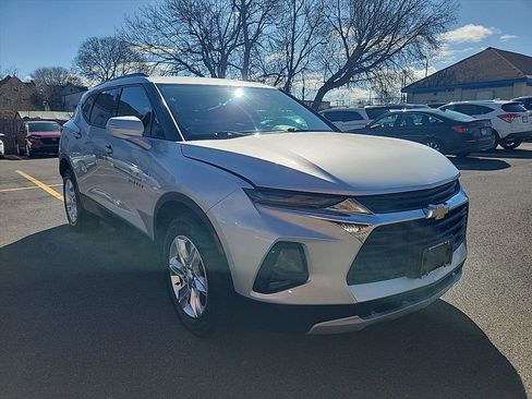 Used 2019 Chevrolet Blazer LT image 7
