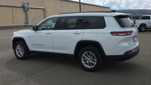 Used 2024 Jeep Grand Cherokee L Laredo w/ Trailer Tow Package AWD/4WD image 7