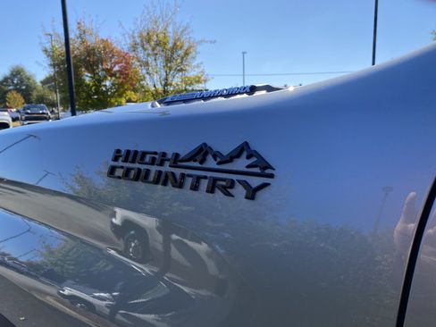 Used 2025 Chevrolet Silverado 2500 High Country w/ High Country Premium Package image 45