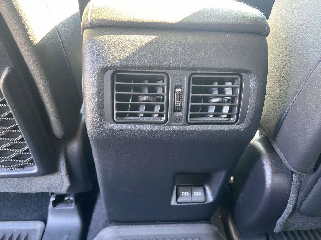 Used 2024 Toyota 4Runner Limited AWD/4WD image 18