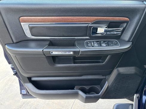 Used 2014 RAM 1500 Laramie w/ Convenience Group image 37
