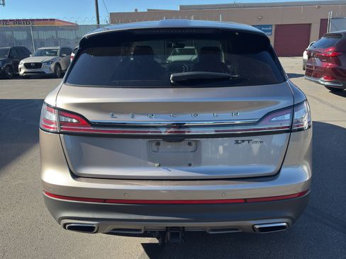 Used 2019 Lincoln Nautilus Reserve AWD/4WD image 6