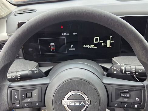 Used 2025 Nissan Kicks SV FWD image 22