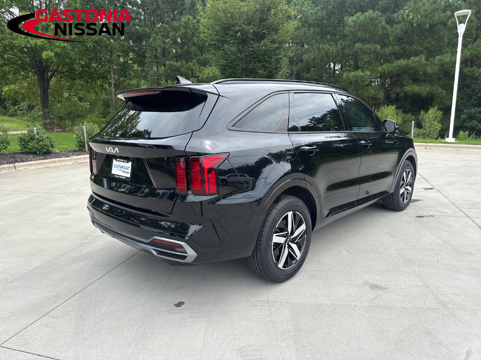 Used 2023 Kia Sorento EX w/ Panoramic Sunroof Package FWD image 9