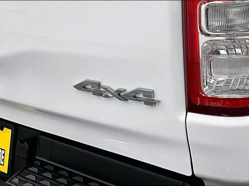 Used 2023 RAM 1500 Big Horn AWD/4WD image 9