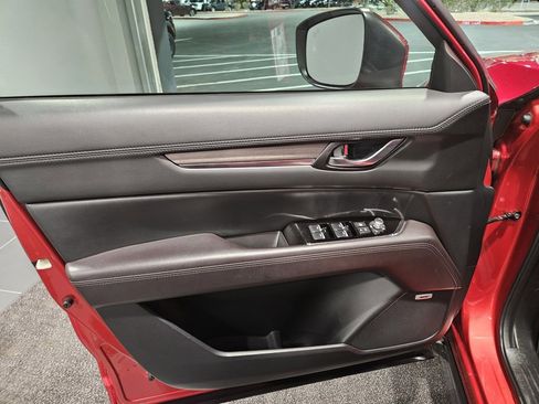 Used 2021 MAZDA CX-5 Signature image 13