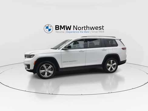 Used 2022 Jeep Grand Cherokee L Limited AWD/4WD image 10
