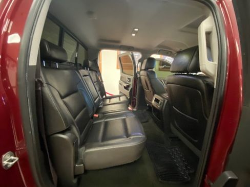 Used 2014 GMC Sierra 1500 SLT w/ SLT Crew Cab Value Package image 16