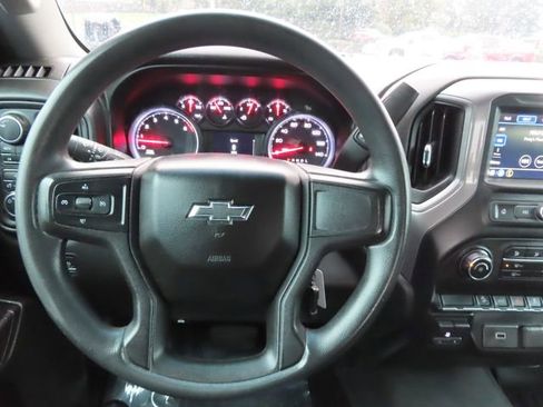 Used 2019 Chevrolet Silverado 1500 Custom Trail Boss w/ Custom Convenience Package image 15