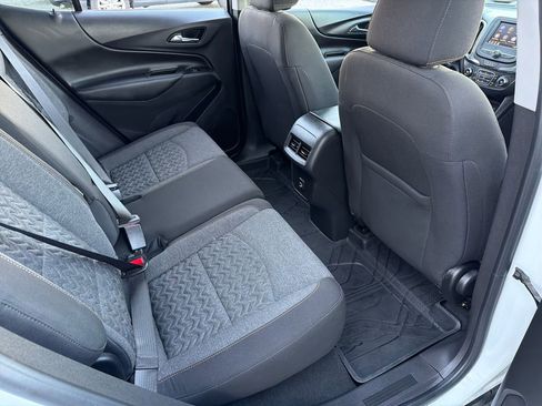 Used 2023 Chevrolet Equinox LT image 35