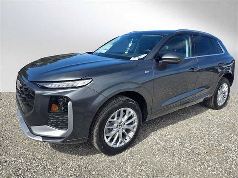 New 2026 Audi Q3 quattro 2.0T AWD/4WD image 7