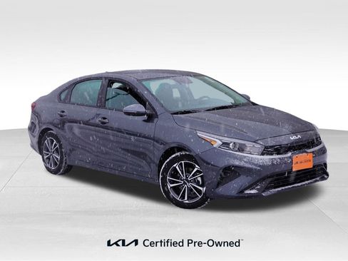 Certified 2022 Kia Forte LXS w/ LXS Technology Package image 1