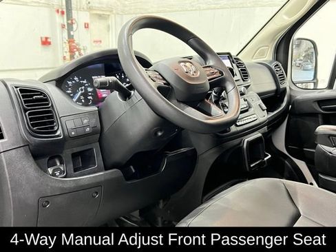 Used 2025 RAM ProMaster 2500 w/ Convenience Group FWD image 19