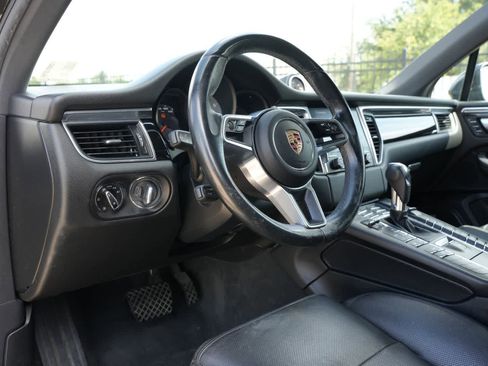 Used 2017 Porsche Macan S AWD/4WD image 12
